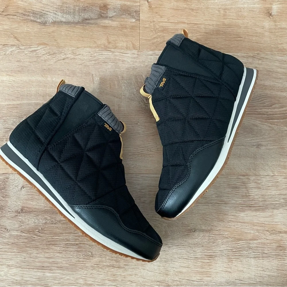 Teva Reember | EUC, Quilted Black/Tan‎ Mid Ankle Boots